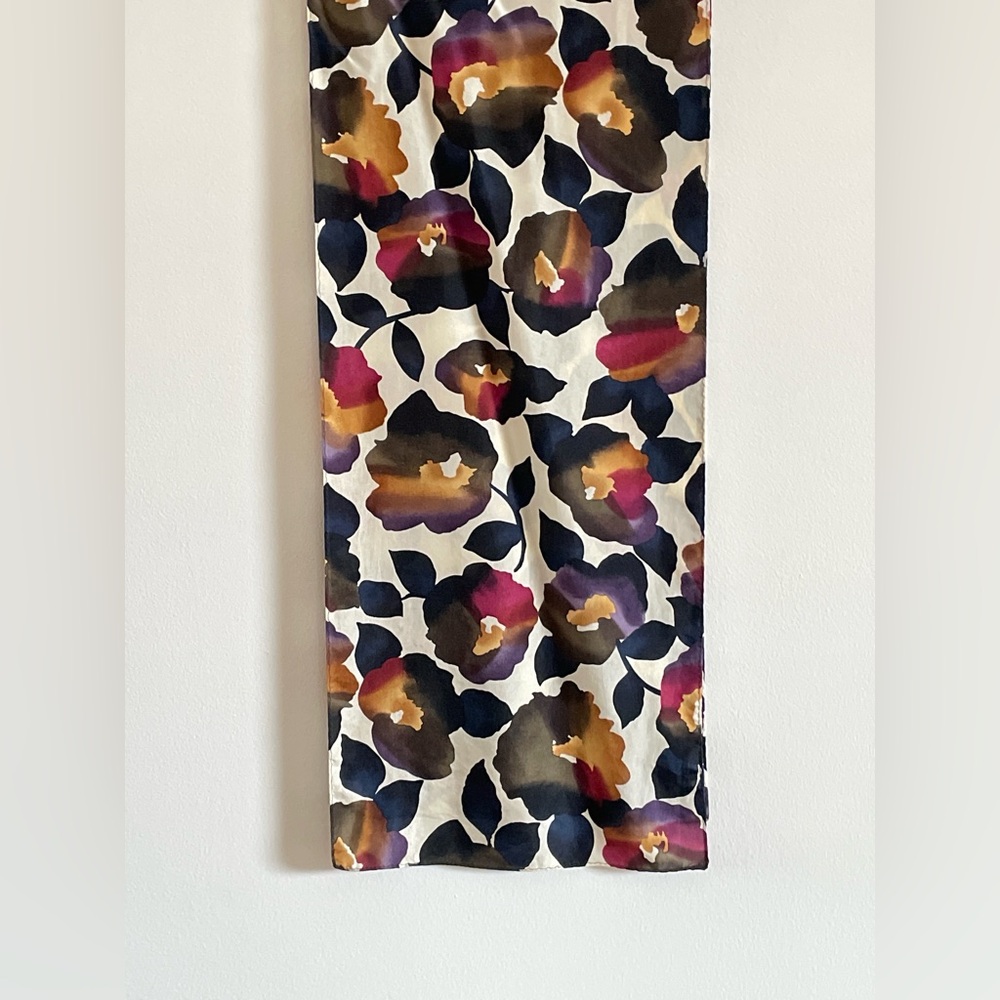 Silk Floral Watercolor Oblong Scarf Artsy Eccentric Bold - Picture 4 of 6